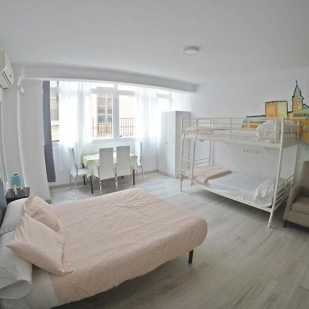 Mesonhomes Suites Center - Stay & Work Γρανάδα Εξωτερικό φωτογραφία