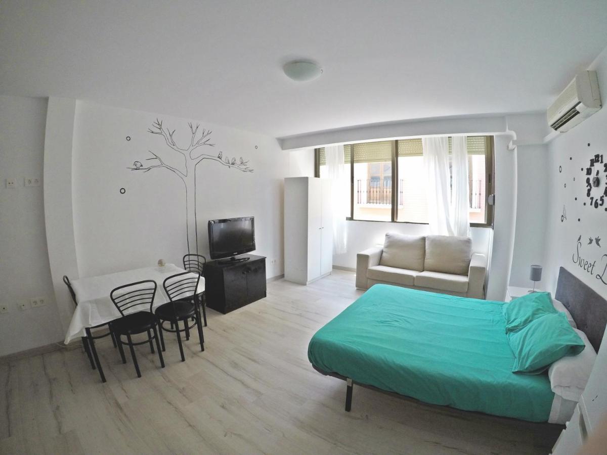 Mesonhomes Suites Center - Stay & Work Γρανάδα Εξωτερικό φωτογραφία