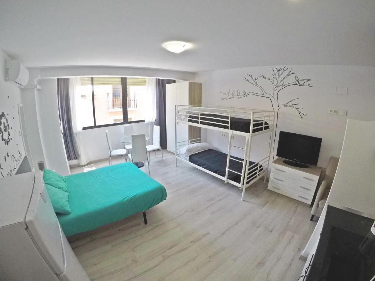 Mesonhomes Suites Center - Stay & Work Γρανάδα Εξωτερικό φωτογραφία