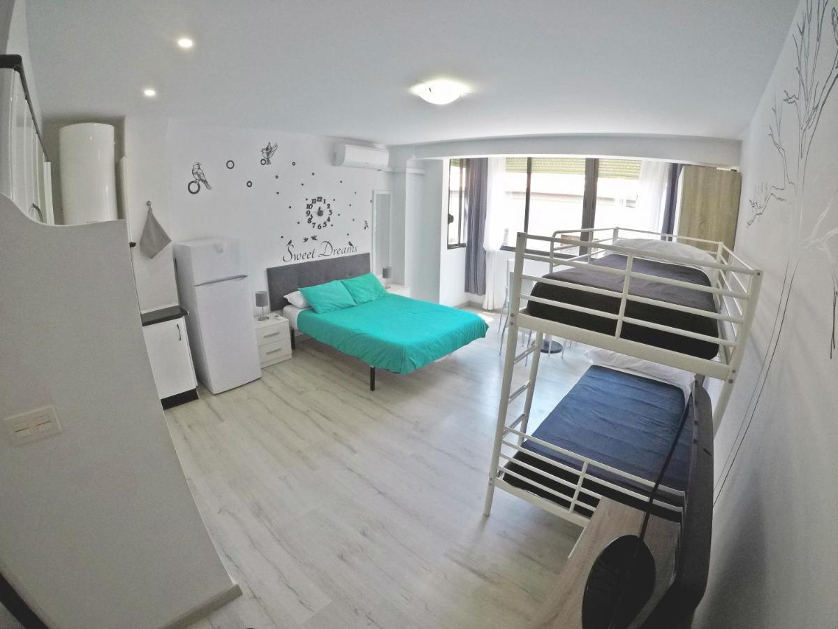 Mesonhomes Suites Center - Stay & Work Γρανάδα Εξωτερικό φωτογραφία