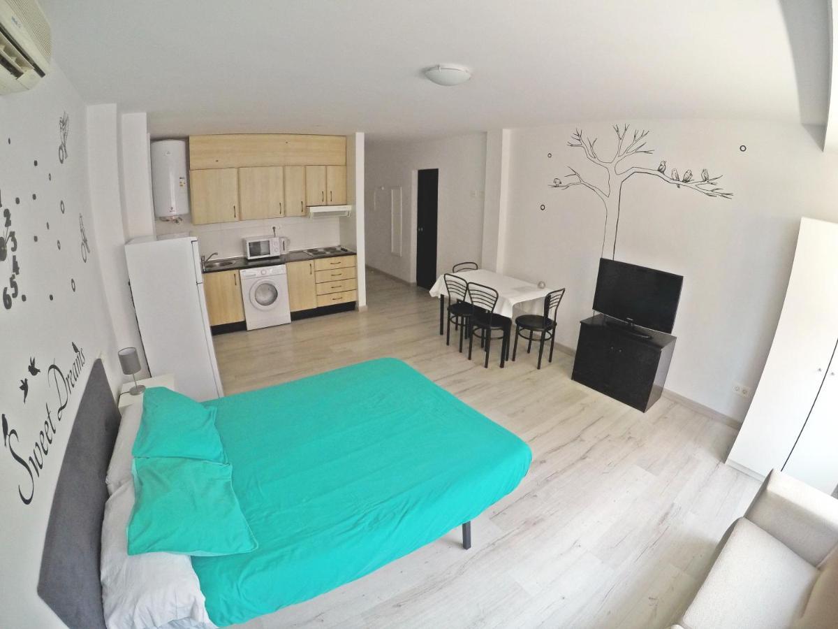 Mesonhomes Suites Center - Stay & Work Γρανάδα Εξωτερικό φωτογραφία